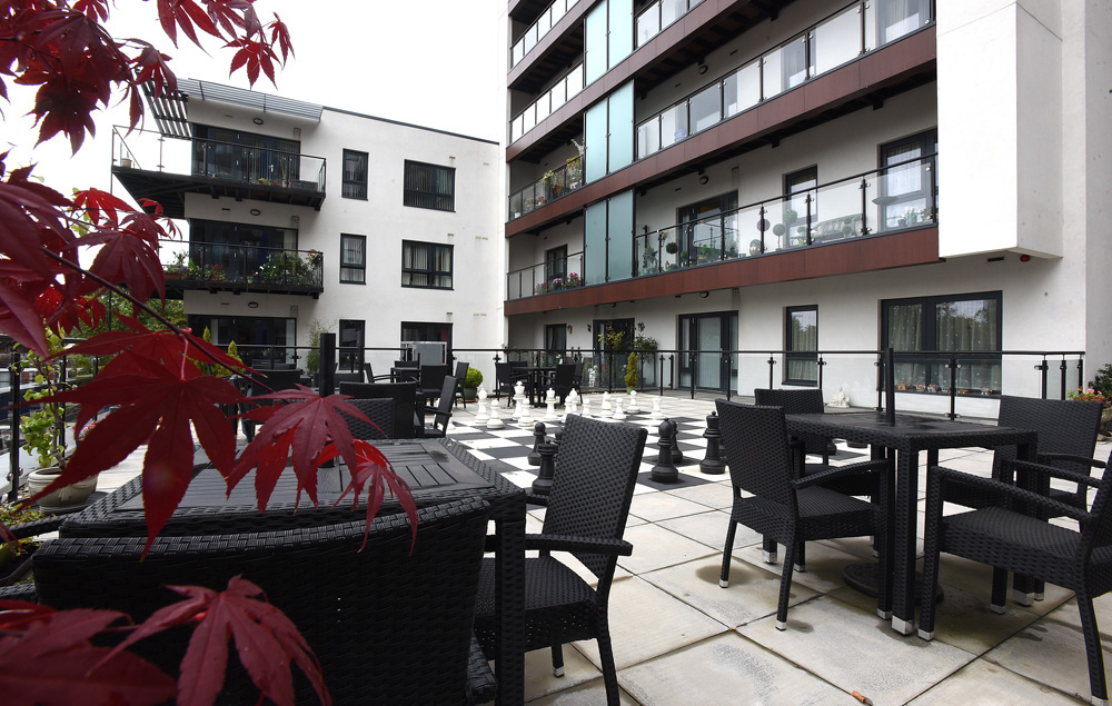 Earlsdon Park village rooftop garden