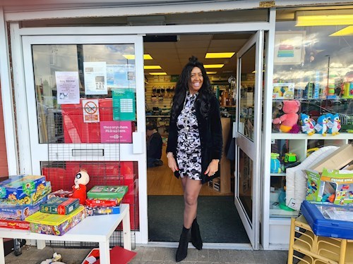 Volunteering Derby: A chat with ExtraCare Charity Shop Manager Caren Jephson